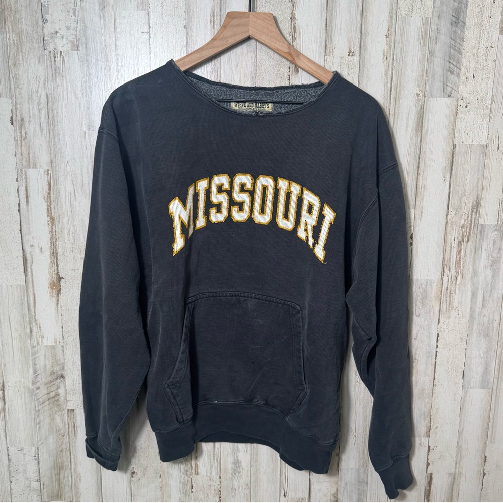Vintage Y2K Steve & Barry's Missouri Spell Out Henley Crewneck‎ Mens Size Medium